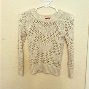 Mesh heart top